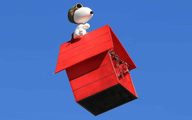 What Color Is Snoopy S Dog House What Color Is Snoopy S Dog House